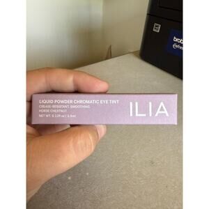Ilia Liquid Powder Chromatic Eye Tint - Chestnut Brown - New in box